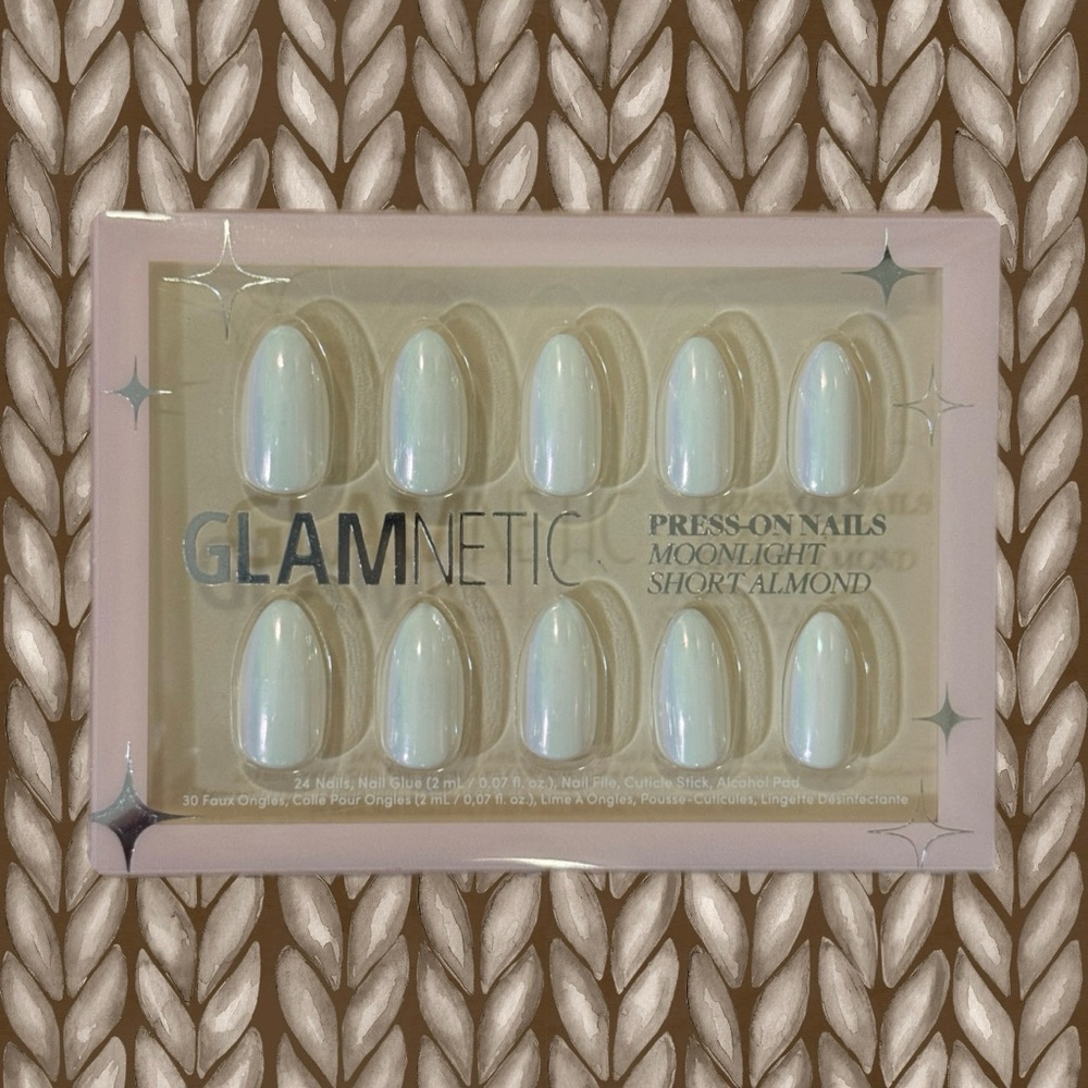Glamnetic Moonlight Press-On Nails
